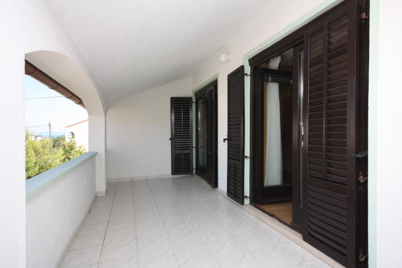 Apartment Lopar 10402A Экстерьер фото